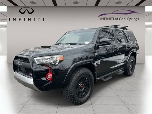 Used 2022 Toyota 4Runner TRD Off-Road image 3