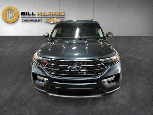 Used 2024 Ford Explorer XLT w/ Equipment Group 202A AWD/4WD image 8