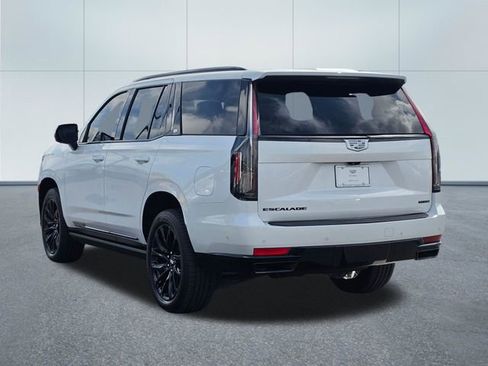Used 2023 Cadillac Escalade Sport Platinum w/ LPO, ONYX Package AWD/4WD image 3