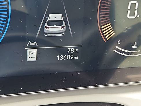 Certified 2025 Hyundai Tucson SEL FWD image 18