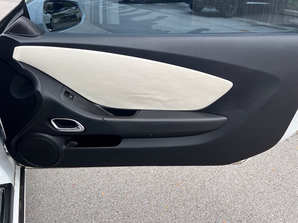 Used 2011 Chevrolet Camaro SS RWD image 20