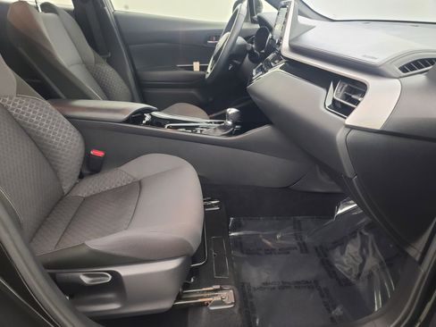 Used 2021 Toyota C-HR Nightshade image 14
