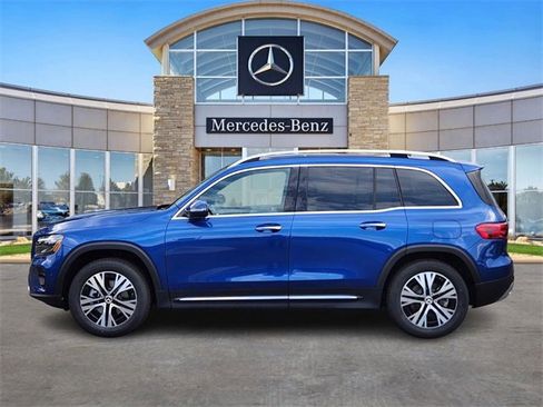 Certified 2026 Mercedes-Benz GLB 250 4MATIC image 2