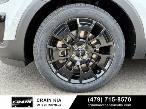 Used 2022 Kia Telluride SX w/ SX Prestige Package image 36