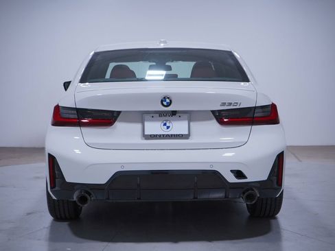 Used 2026 BMW 330i Sedan w/ M Sport Package RWD image 5