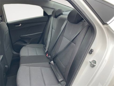 Used 2021 Hyundai Accent SEL image 13