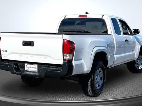 Used 2021 Toyota Tacoma SR AWD/4WD image 8