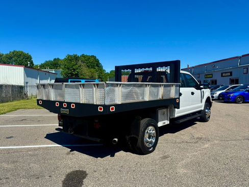 Used 2017 Ford F350 XL w/ Power Equipment Group AWD/4WD image 9