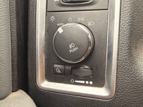 Used 2015 RAM 1500 Big Horn AWD/4WD image 22