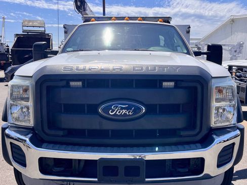 Used 2014 Ford F550 2WD Regular Cab Super Duty image 9