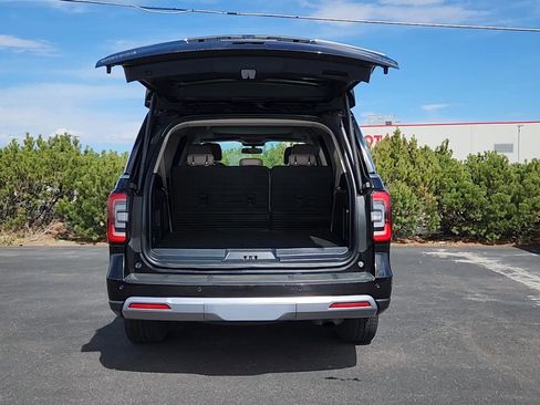 Used 2022 Ford Expedition Max Limited AWD/4WD image 19