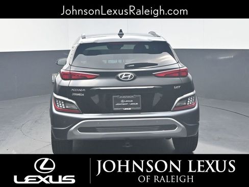 Used 2022 Hyundai Kona Limited w/ Winter Weather Package image 8
