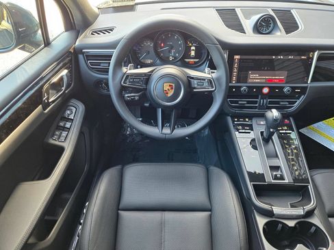 New 2026 Porsche Macan AWD/4WD image 15
