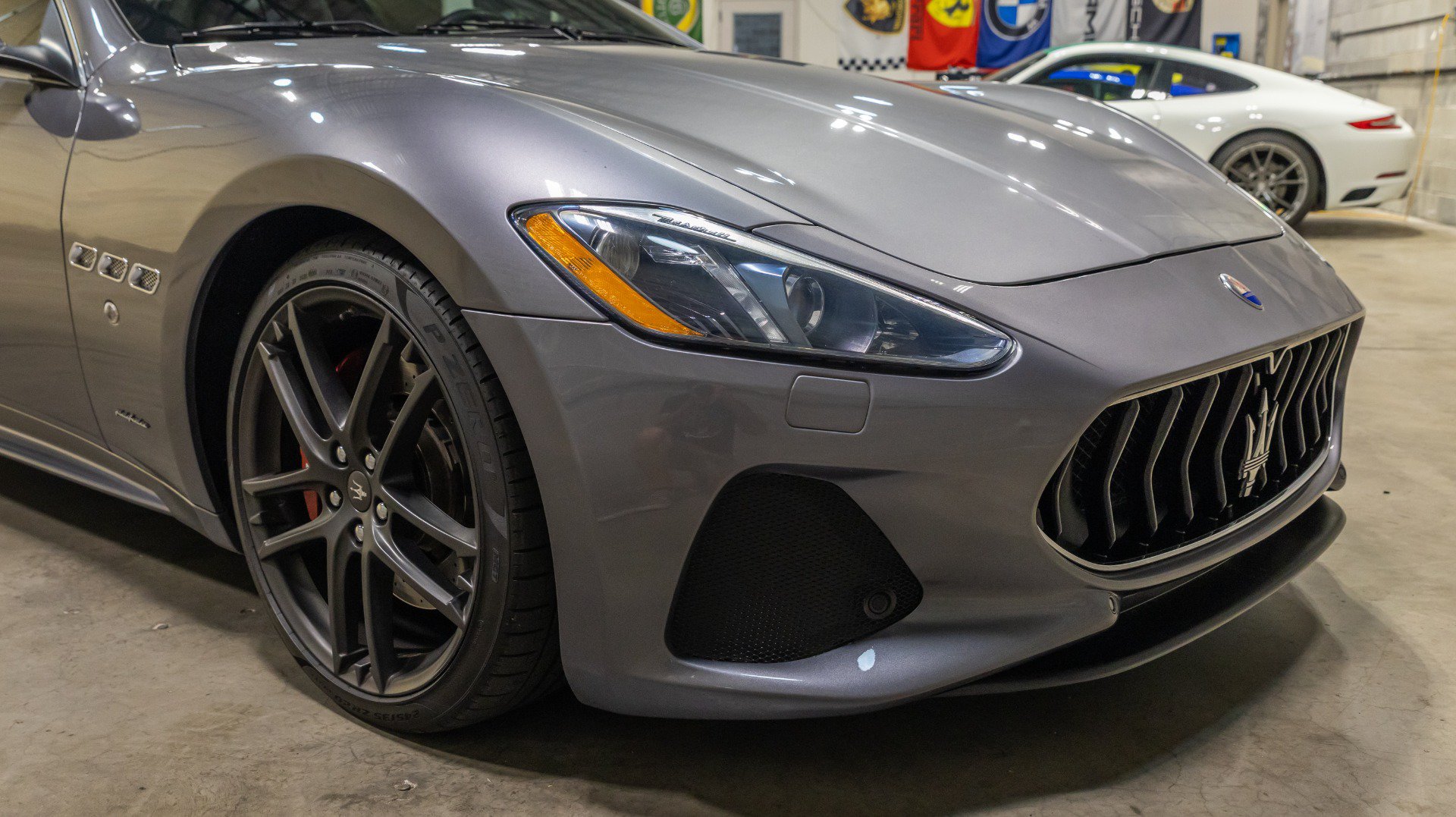 Used 2018 Maserati GranTurismo Sport RWD image 19
