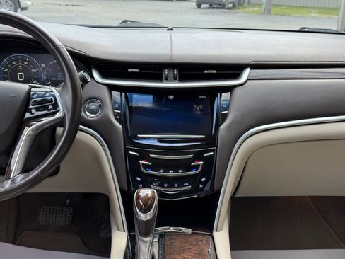 Used 2013 Cadillac XTS Premium AWD/4WD image 13