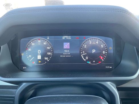 Used 2022 Land Rover Defender 90 S AWD/4WD image 10
