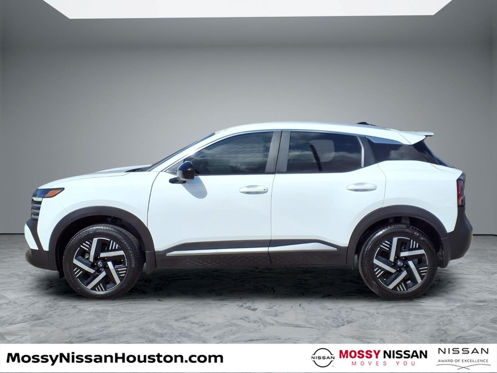 Certified 2026 Nissan Kicks SV w/ SV Premium Package FWD image 5