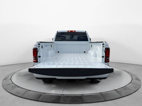 New 2026 RAM 2500 Big Horn AWD/4WD image 7