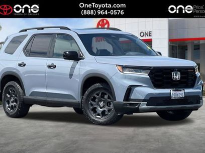Used 2025 Honda Pilot TrailSport