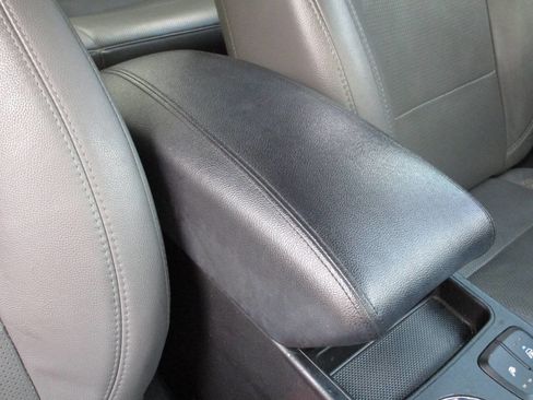 Used 2014 Hyundai Sonata Limited w/ Technology Package 05 image 21