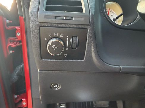 Used 2012 Dodge Challenger R/T Plus image 21