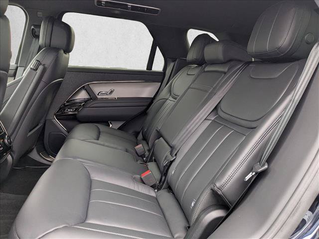 New 2026 Land Rover Range Rover Sport Dynamic SE AWD/4WD image 16