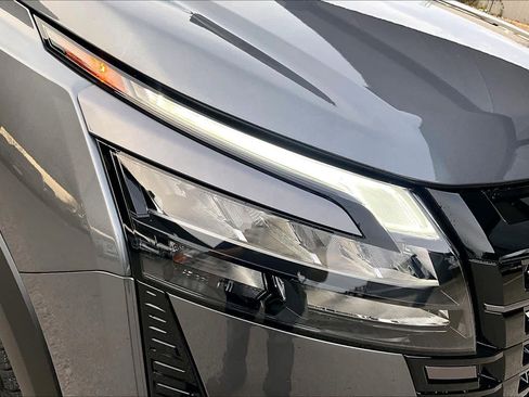 New 2026 Nissan Pathfinder SV FWD image 18
