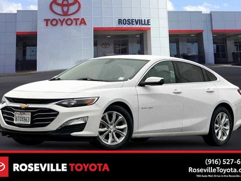 Used 2021 Chevrolet Malibu LT image 1