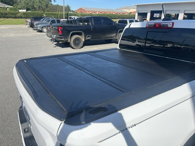 Used 2024 GMC Canyon Denali AWD/4WD image 11