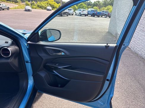New 2025 Chevrolet Trax RS w/ Driver Confidence Package image 12