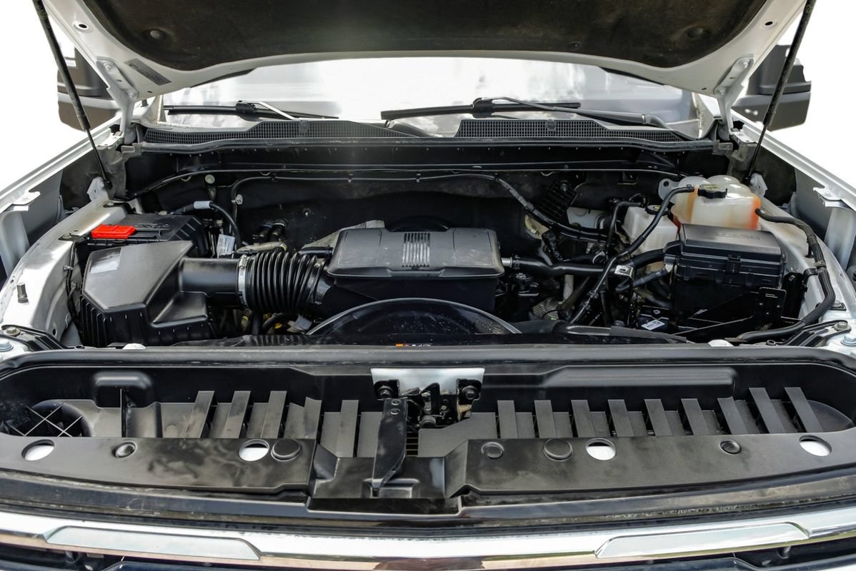 Used 2025 Chevrolet Silverado 2500 LTZ w/ LTZ Convenience Package AWD/4WD image 58
