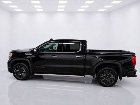 Used 2023 GMC Sierra 1500 Denali AWD/4WD image 6