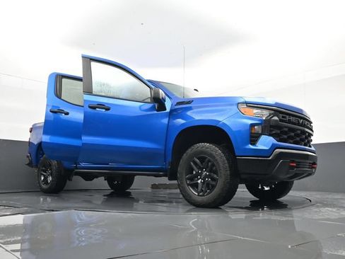 Used 2024 Chevrolet Silverado 1500 Custom Trail Boss w/ LPO, Dark Essentials Package AWD/4WD image 29