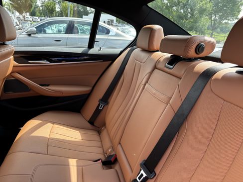 Used 2023 BMW 540i RWD image 33