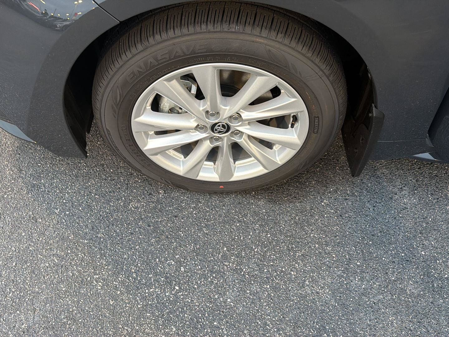 New 2026 Toyota Corolla LE w/ LE Premium Package FWD image 32