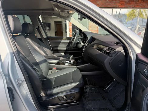 Used 2017 BMW X3 sDrive28i image 11