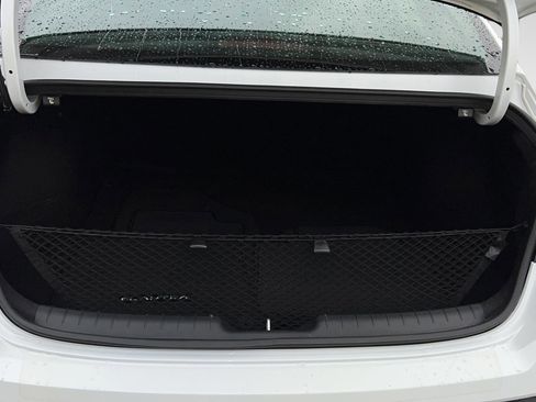 Certified 2025 Hyundai Elantra Sport image 16