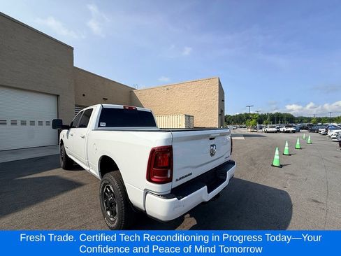 Used 2026 RAM 2500 Laramie AWD/4WD image 3