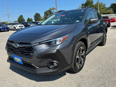 Used 2024 Subaru Crosstrek 2.0i Premium AWD/4WD image 8