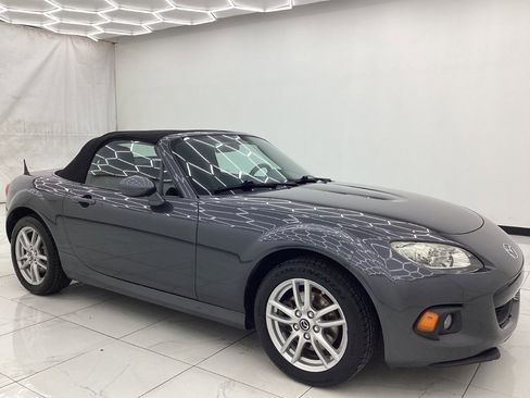 Used 2015 MAZDA MX-5 Miata Sport image 7