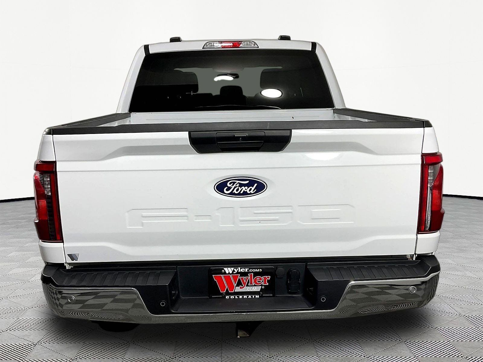 Used 2025 Ford F150 XLT w/ Equipment Group 301A Standard AWD/4WD image 5