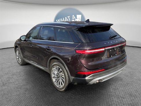 Used 2023 Lincoln Corsair Reserve w/ Equipment Group 201A image 6