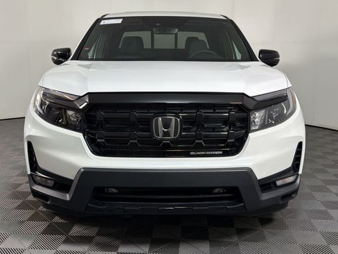 Used 2025 Honda Ridgeline Black Edition image 5