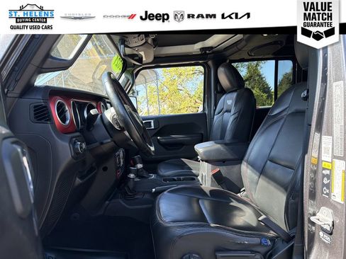 Used 2021 Jeep Gladiator Rubicon AWD/4WD image 12