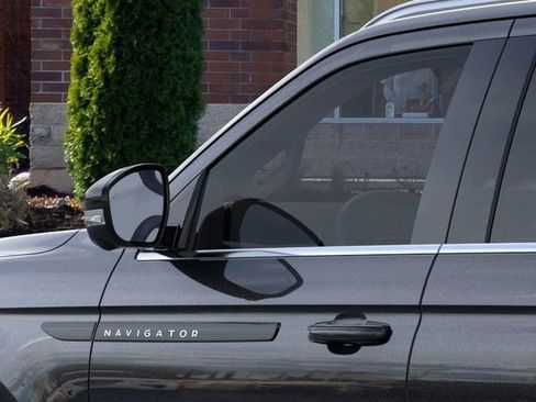 New 2025 Lincoln Navigator L Black Label image 20