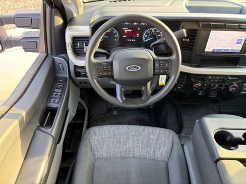 Used 2024 Ford F350 XLT w/ FX4 Off-Road Package image 12
