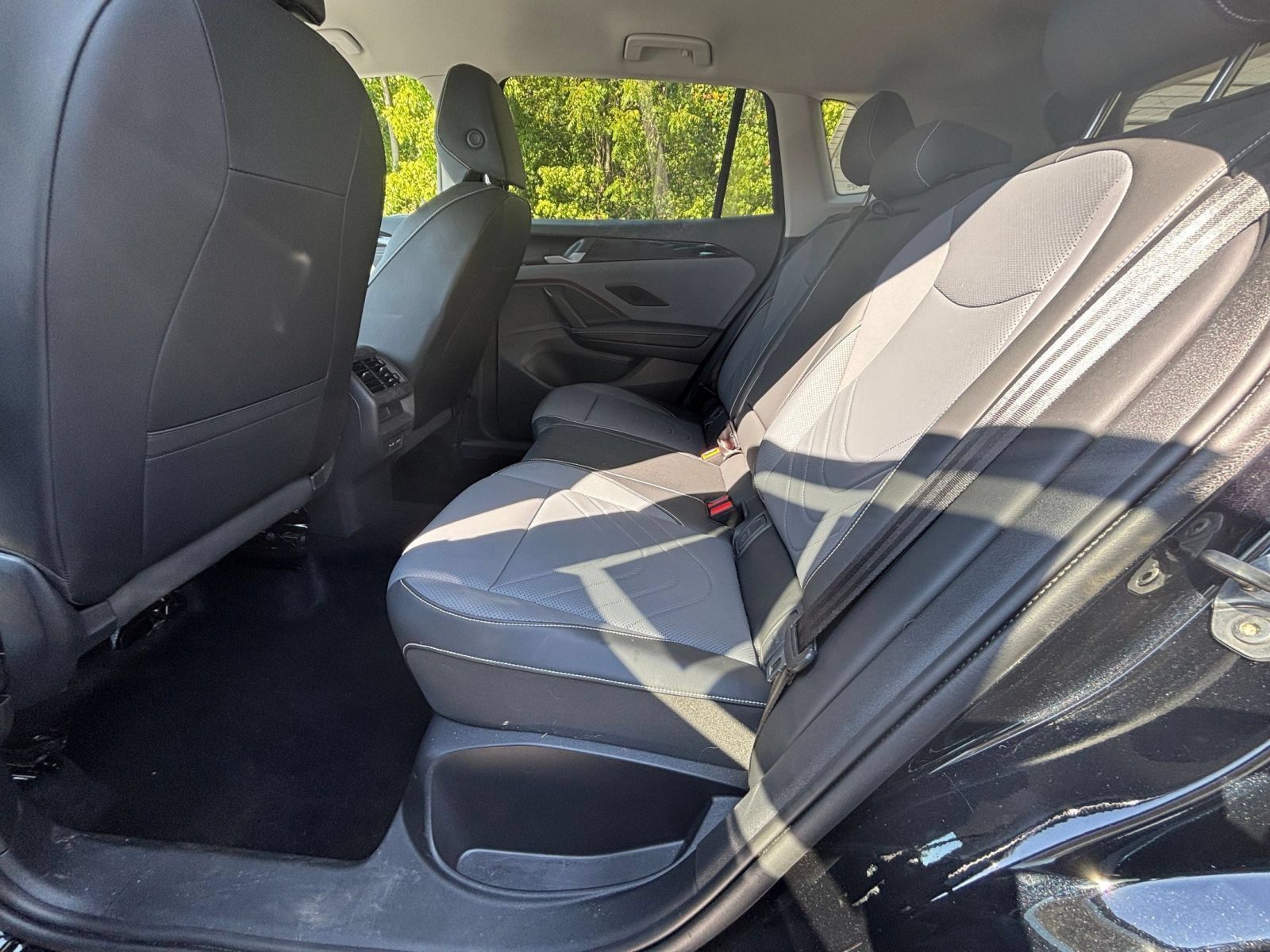 Used 2026 Volkswagen Tiguan SE FWD image 22