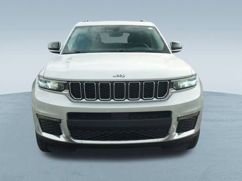 Used 2021 Jeep Grand Cherokee L Limited image 2