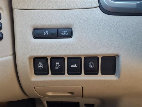 Used 2024 Nissan Murano Platinum w/ Cargo Package FWD image 12
