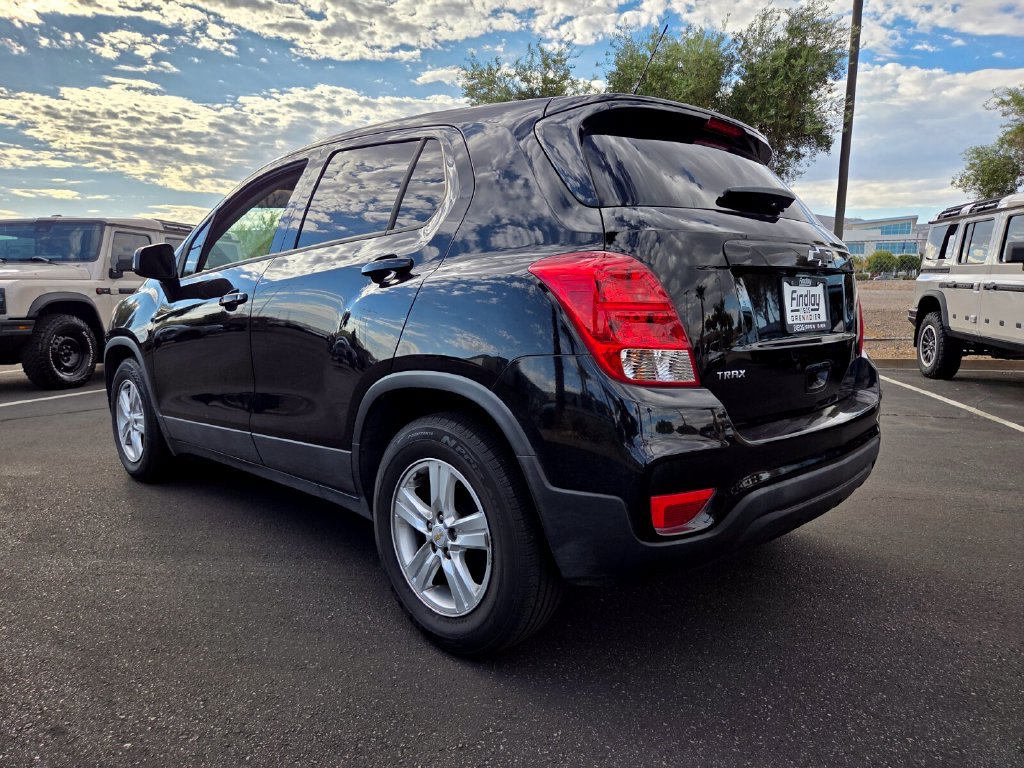 Used 2020 Chevrolet Trax LS w/ Tint and Cruise Package FWD image 4